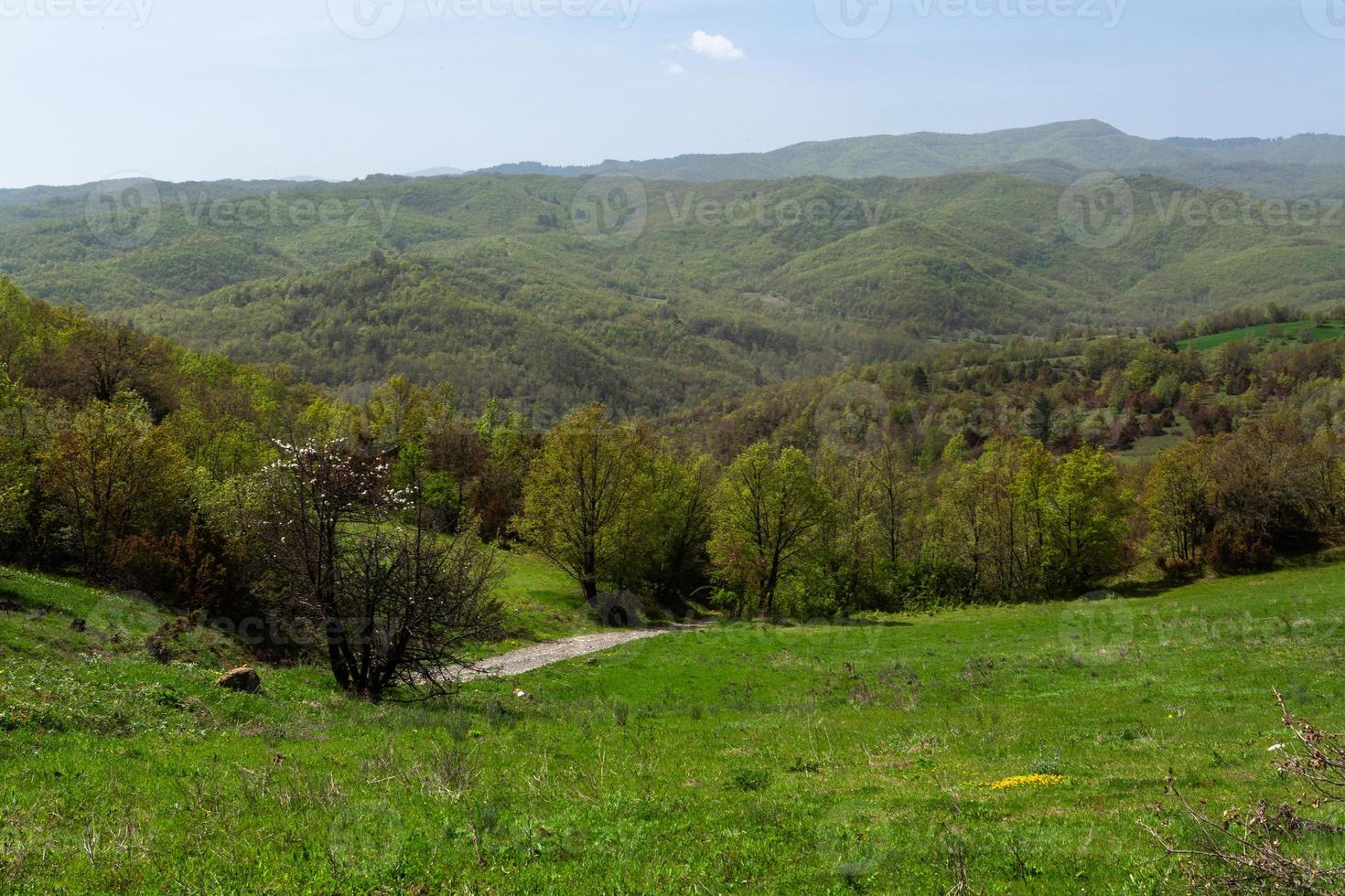 paysages printaniers des montagnes grecques photo