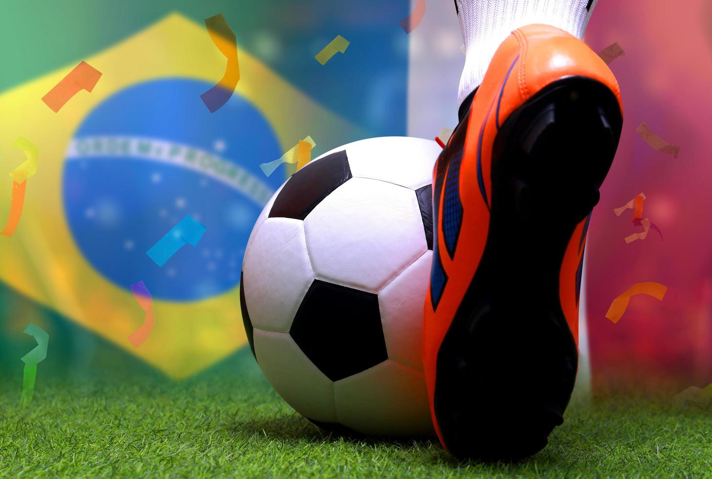 compétition de coupe de football entre le national brésilien et le national français. photo