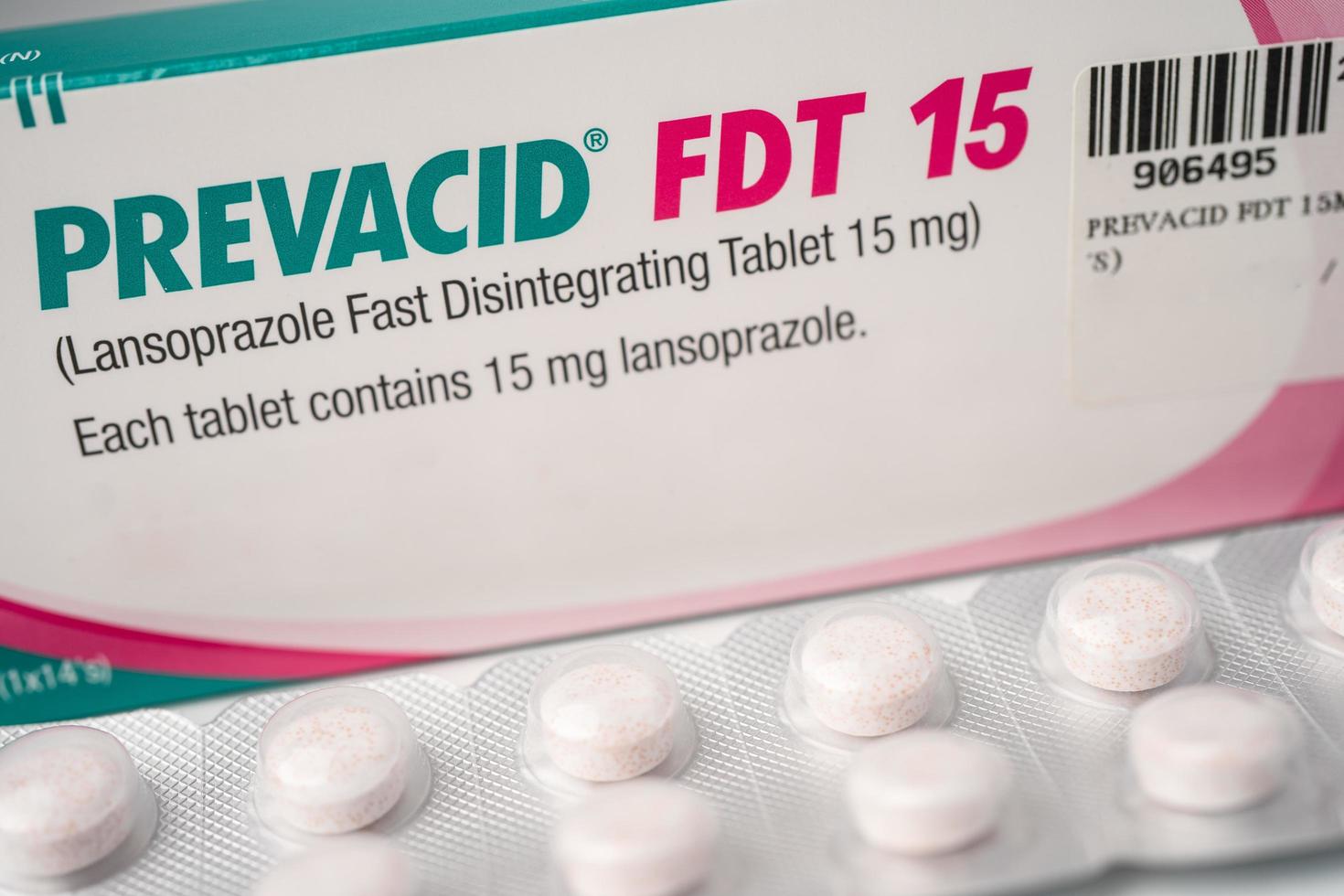 bangkok, thaïlande, 1er octobre 2022 prevacid, lansoprazole, médicament qui réduit l'acide gastrique, traite l'ulcère peptique. photo