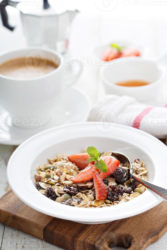 muesli aux noix et fruits secs photo