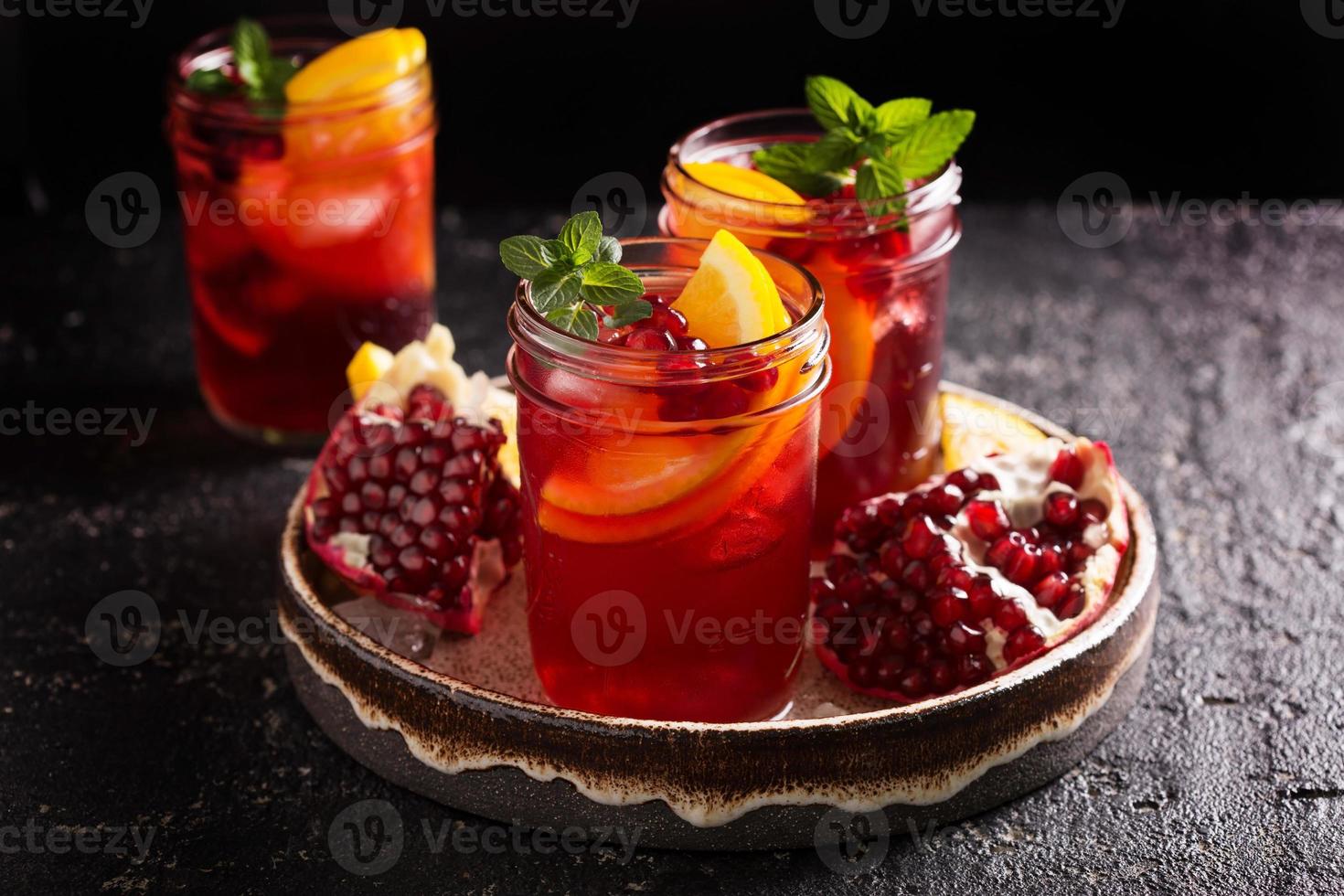 sangria de grenade aux oranges photo