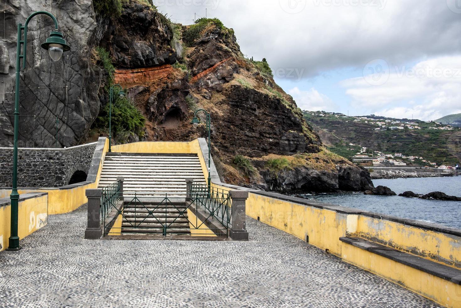 2022 08 18 escalier madère photo