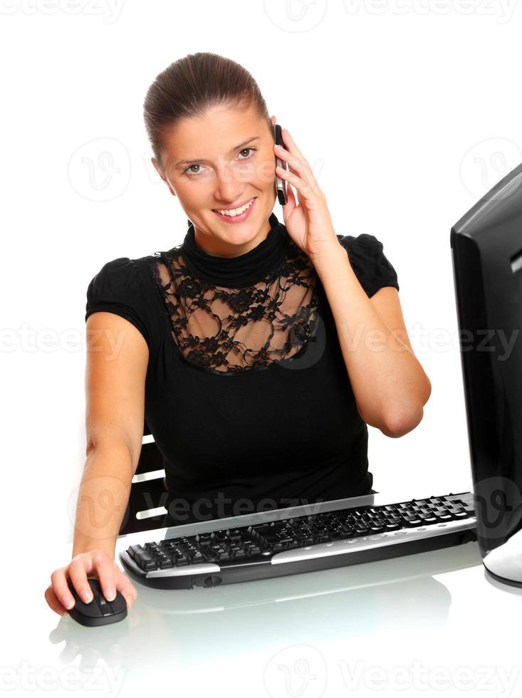 jeune femme au bureau photo