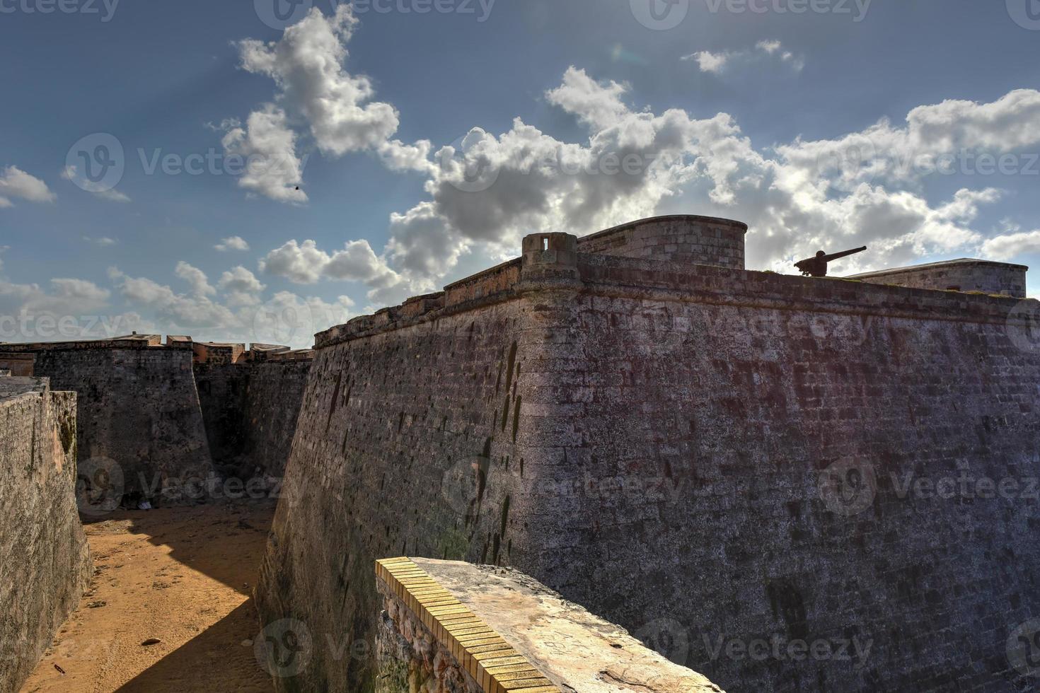 château de morro ou castillo de los tres reyes del morro à la havane, cuba. photo