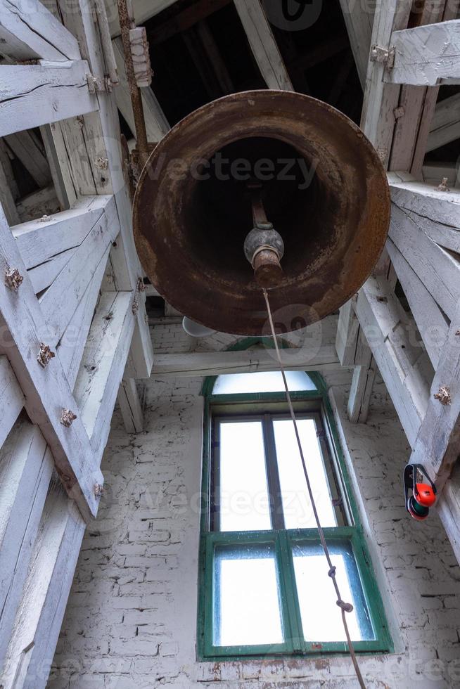 gros plan de la cloche de l'église photo