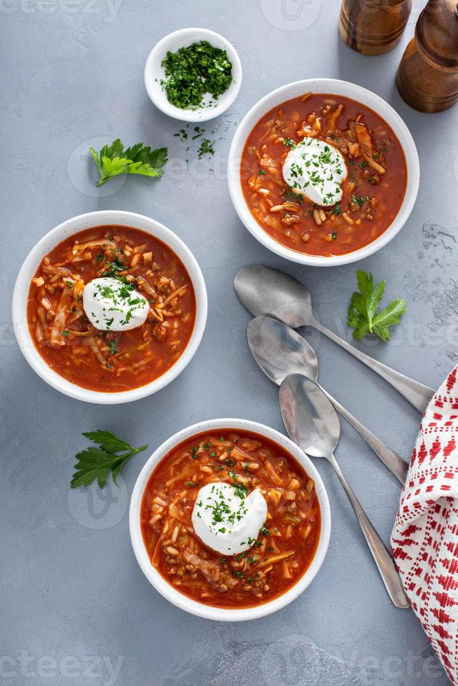 rouleau de chou et soupe de tomate, recette polonaise ou ukrainienne photo