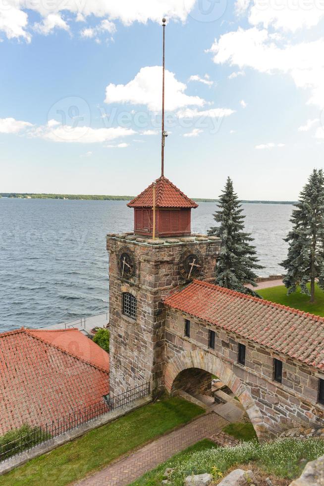 château du chanteur, île sombre, new york photo