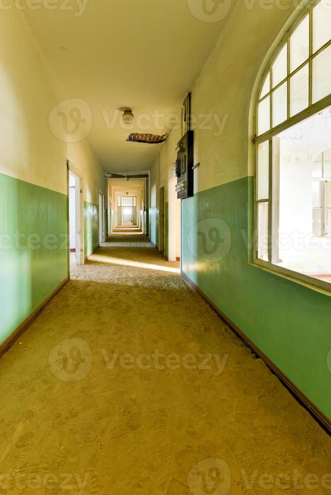 ville fantôme kolmanskop, namibie photo