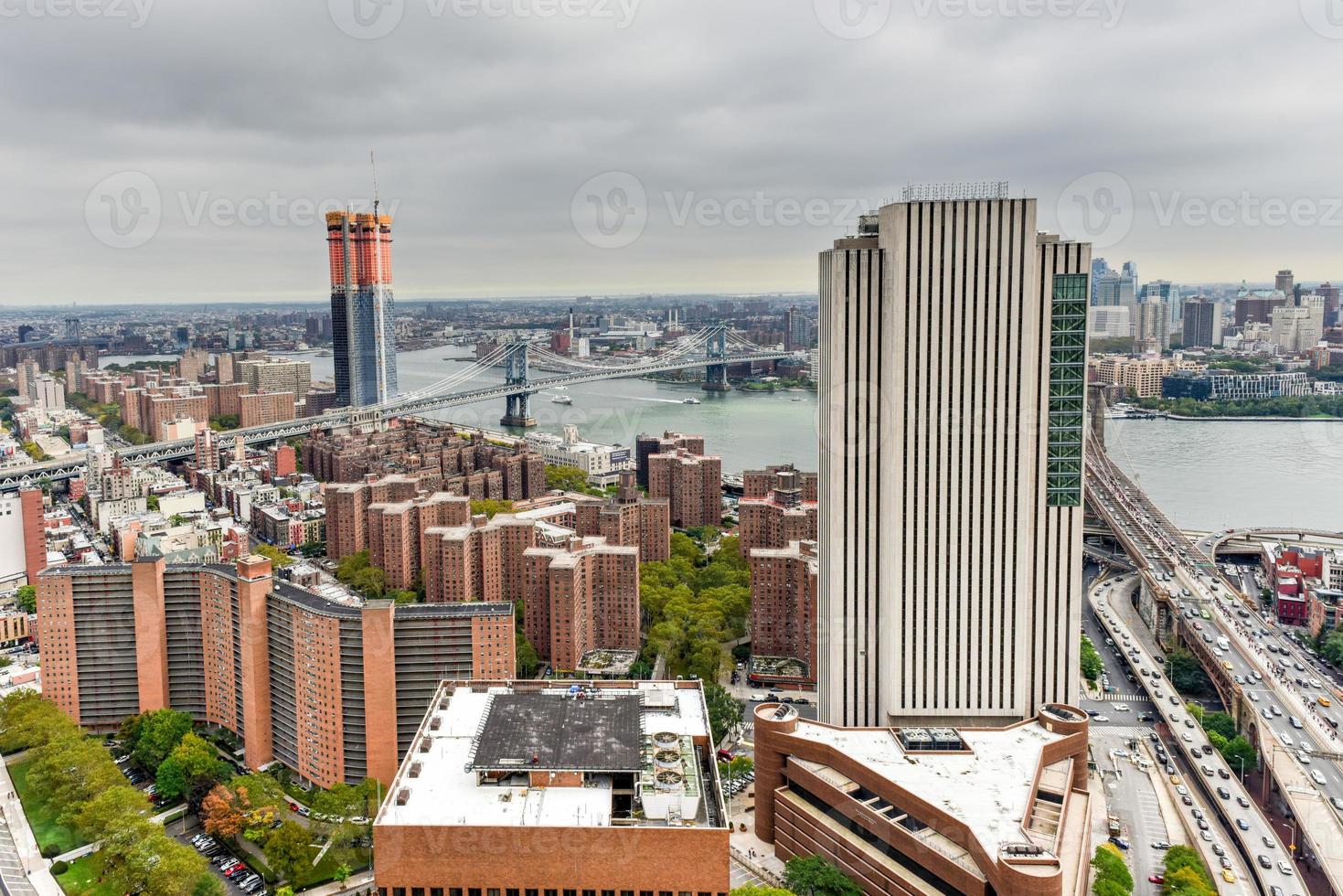 vue aérienne de la ligne d'horizon de la ville de new york photo