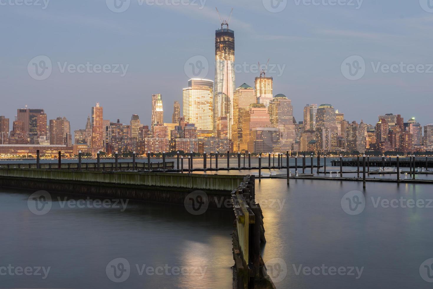 skyline de new york depuis la ville de jersey, new jersey. photo