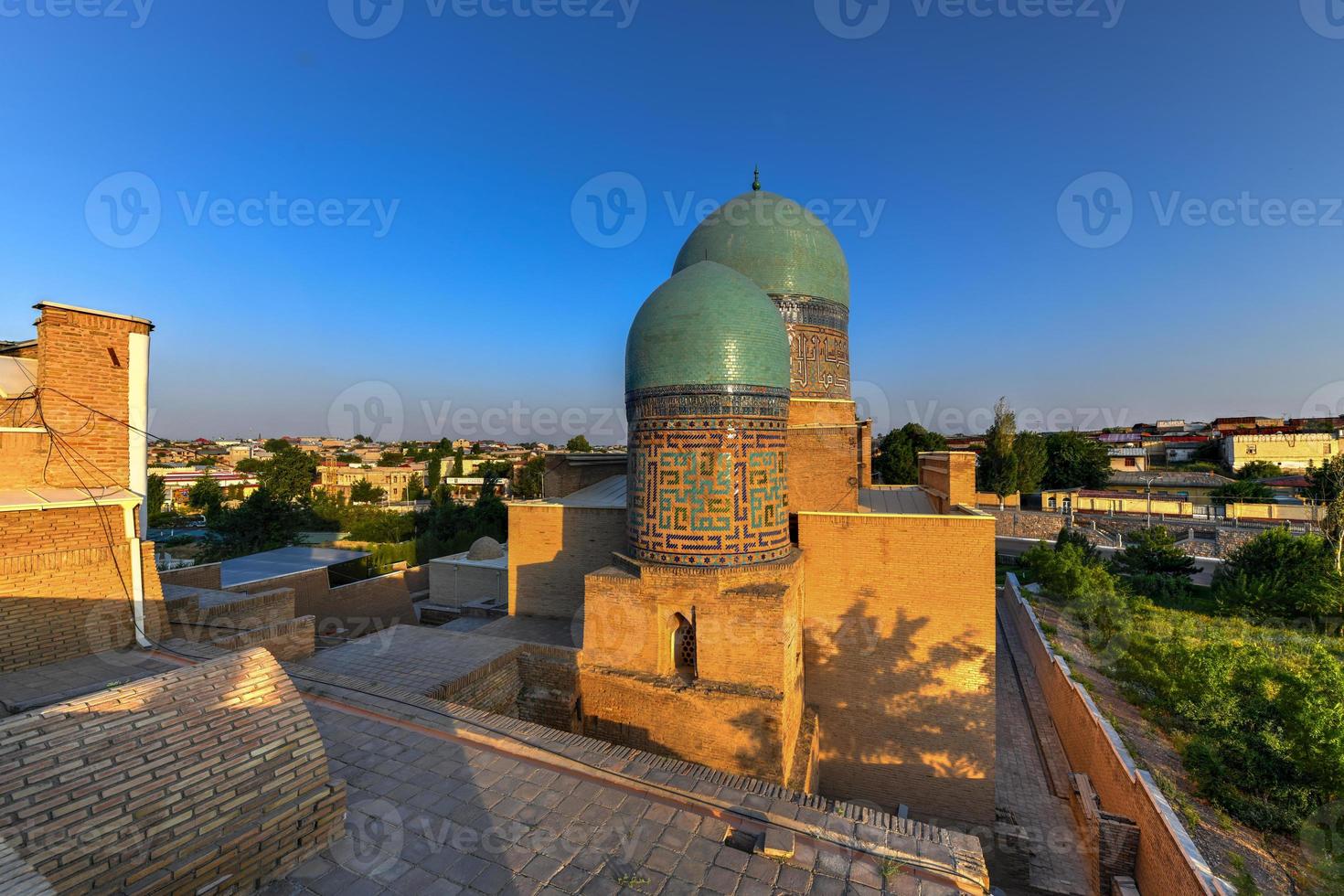 shah-i-zinda ou shohizinda, une nécropole à samarcande, en ouzbékistan. photo