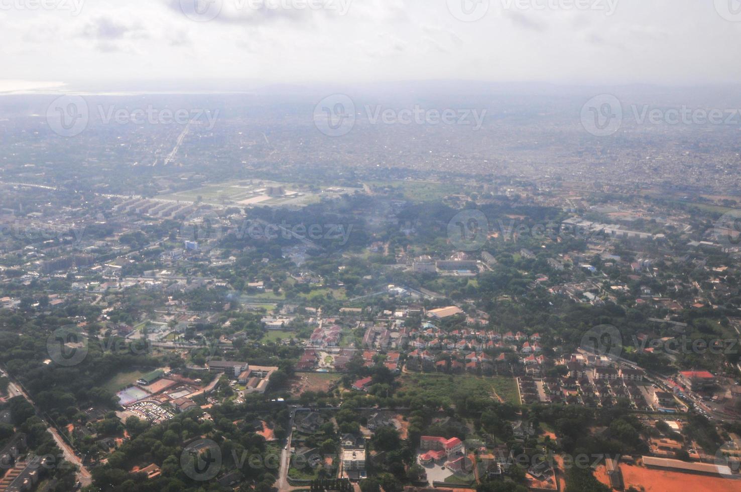 vue aérienne d'accra, ghana photo