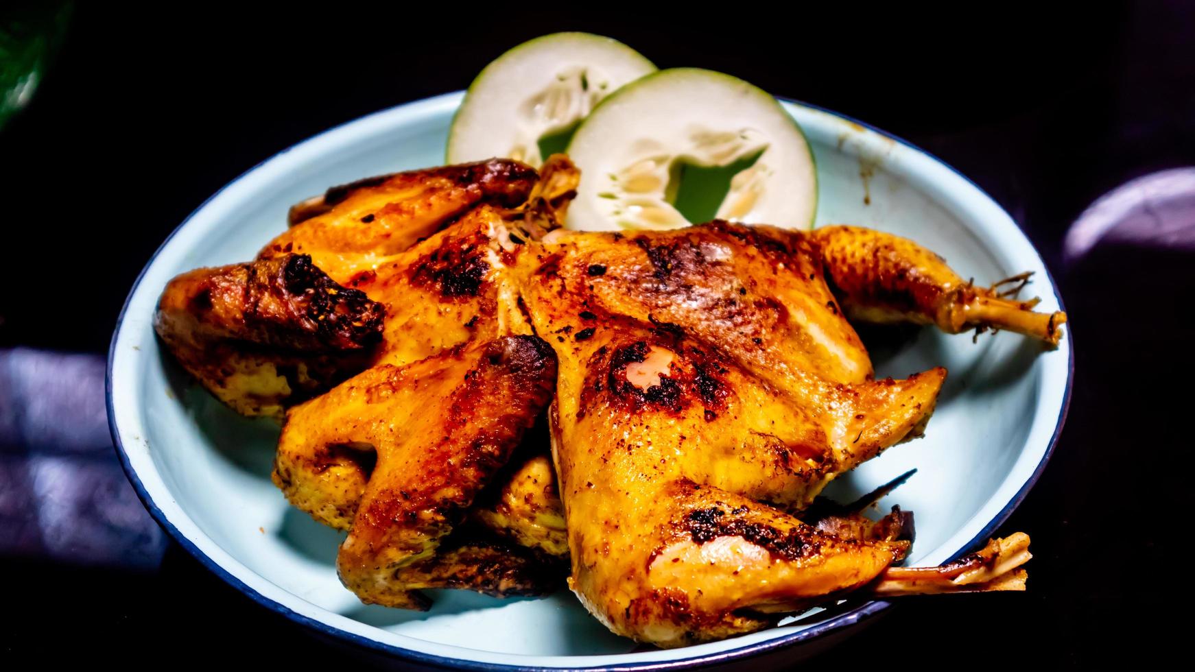 poulet grillé très bon et savoureux photo