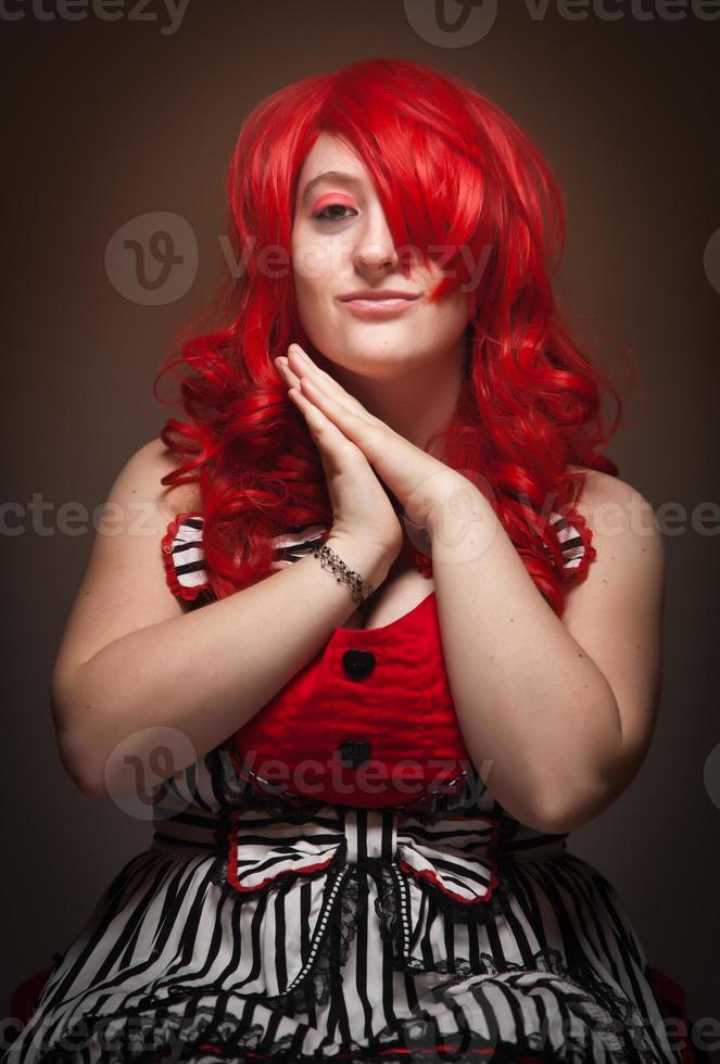 beau portrait de femme aux cheveux rouges photo