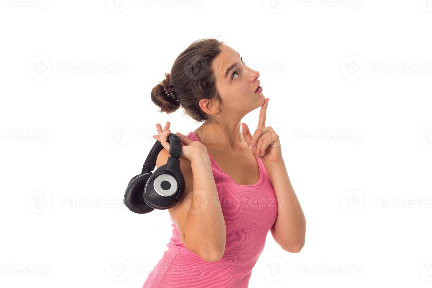 portrait de jeune fille avec un casque photo