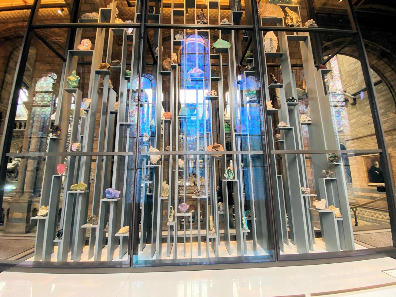 londres au royaume-uni en décembre 2022. vue sur l'intérieur du musée d'histoire naturelle de londres photo