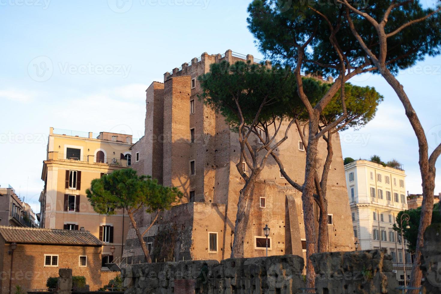 rome, italie, architecture, centre-ville, rue, bâtiments historiques. photo