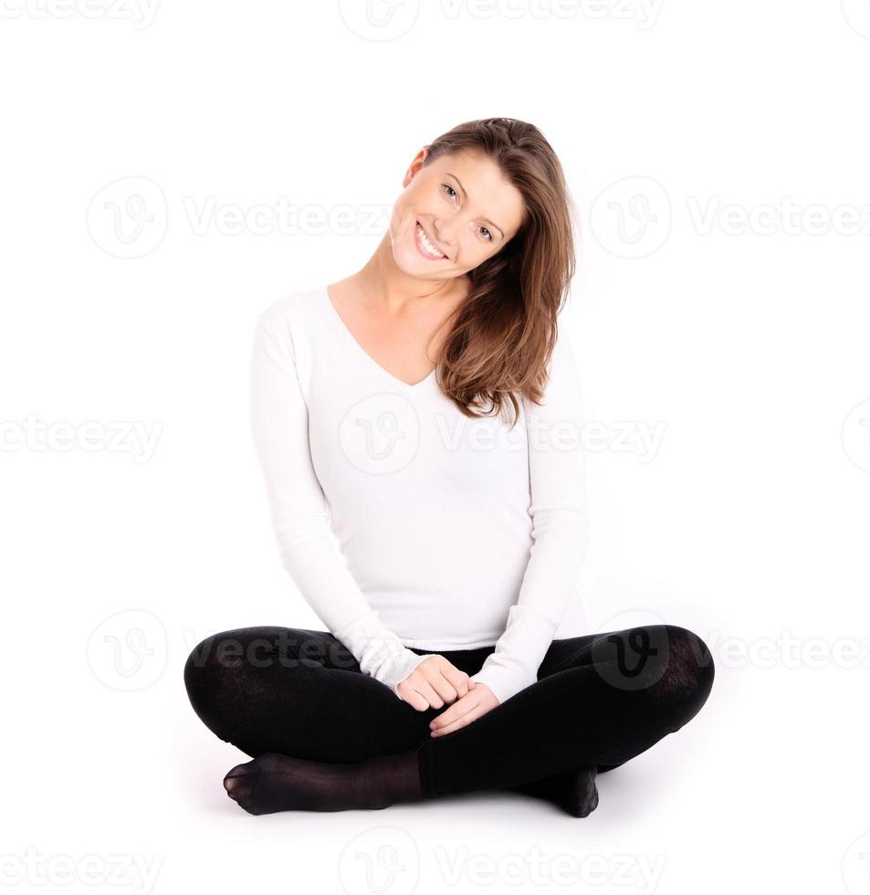 femme en bonne santé sur le sol photo