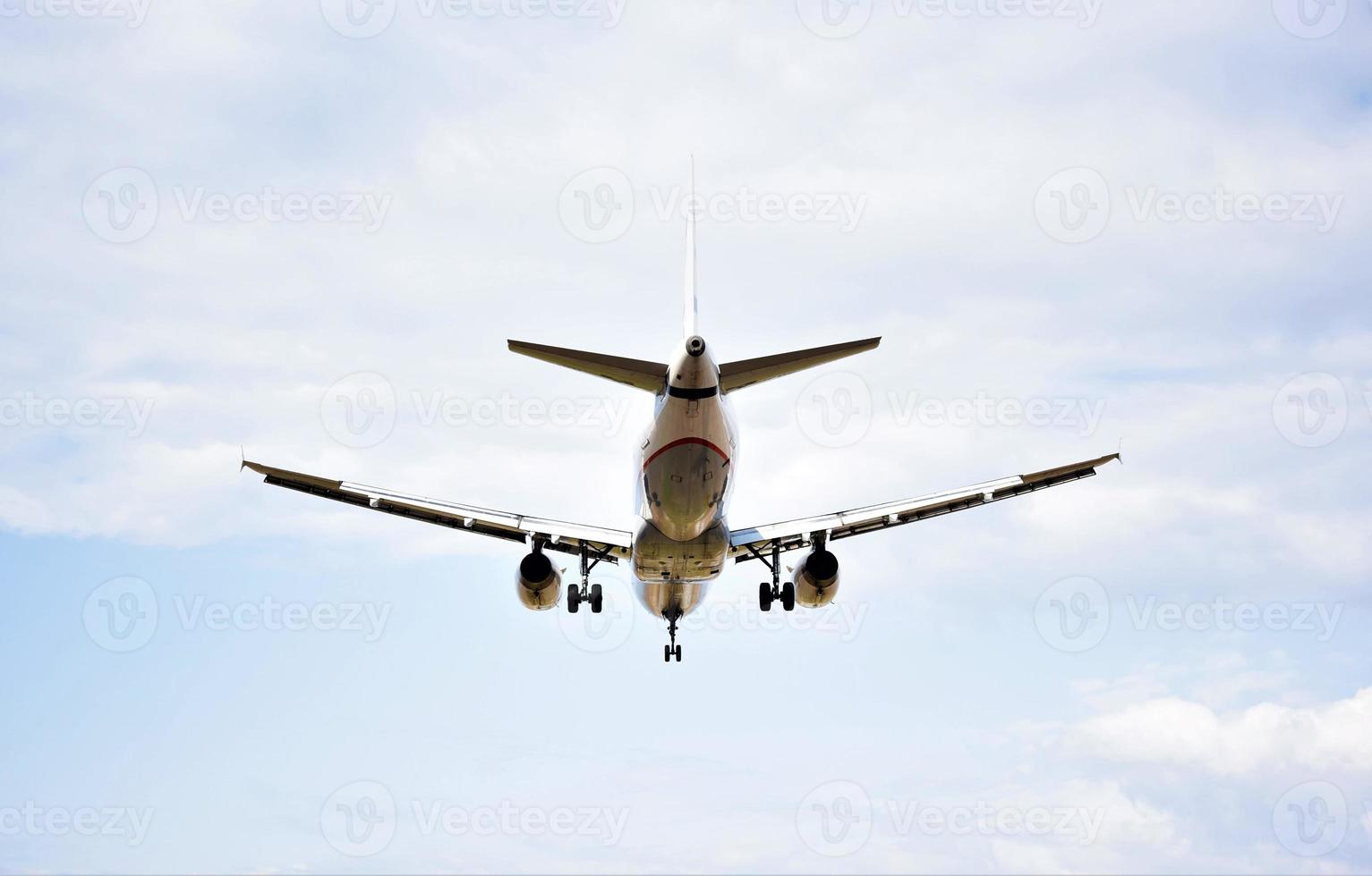 thessalonique, grèce - 20 mai 2022 avion décollant photo