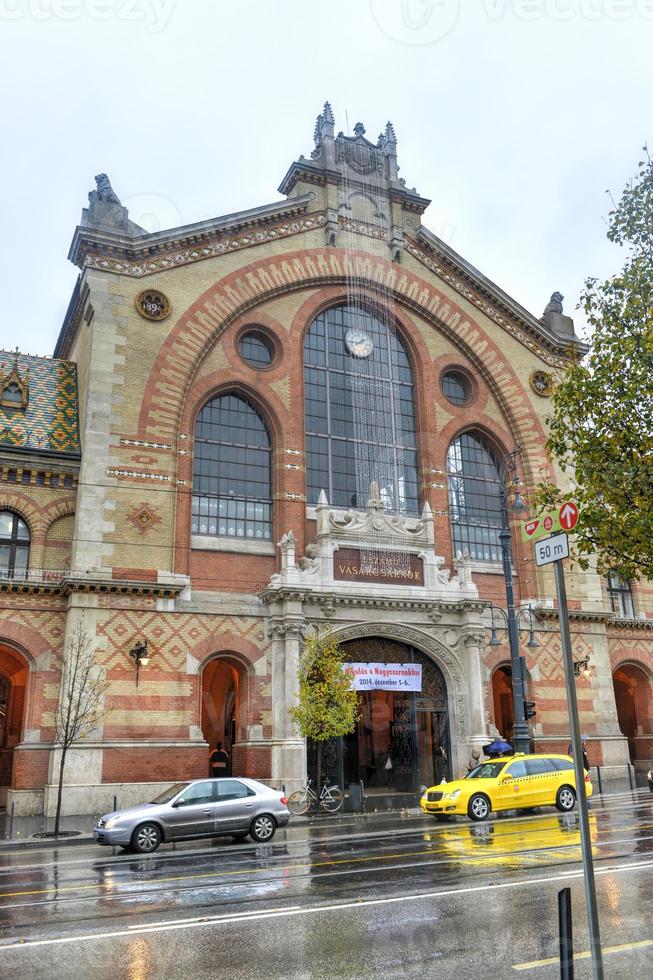 grande halle - budapest, hongrie photo