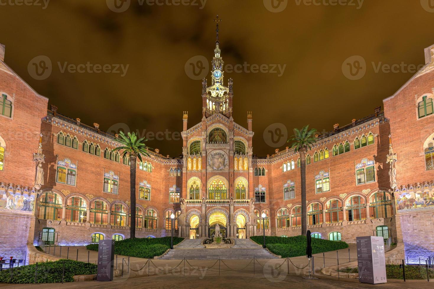 hôpital sant pau recinte modernista à barcelone, catalogne, espagne photo