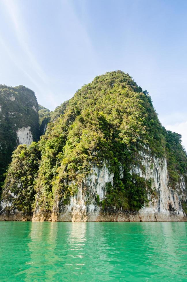 belle île et lac vert guilin de thaïlande photo