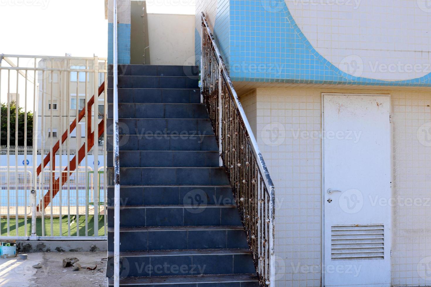 escalier pour monter et descendre. photo