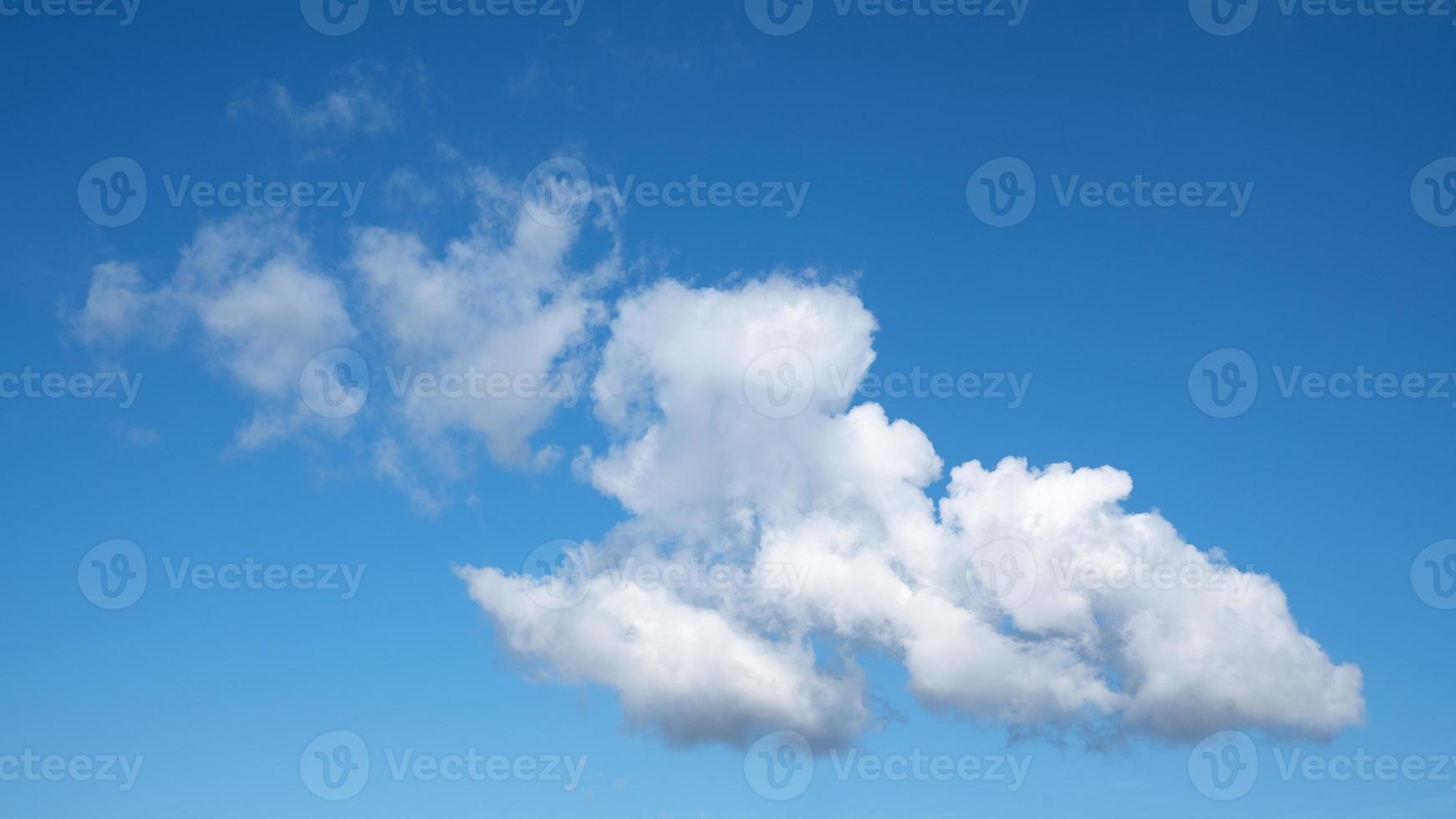 ciel avec des nuages photo