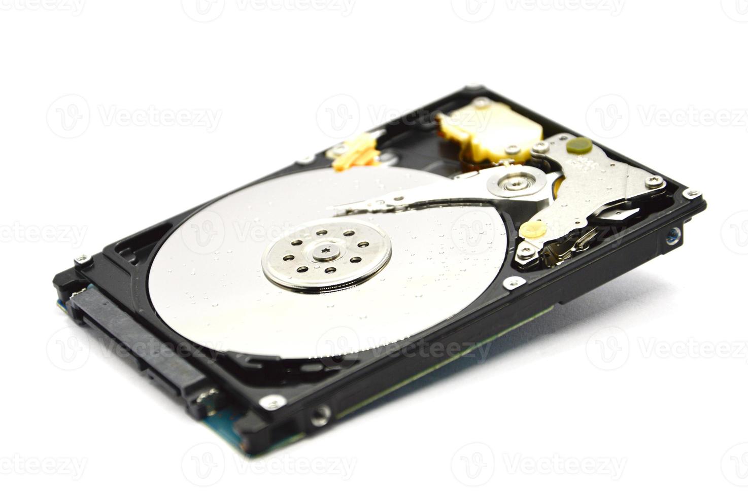 Les images de disque dur de type disque rotatif de 2,5 pouces sont encore couramment utilisées aujourd'hui. photo