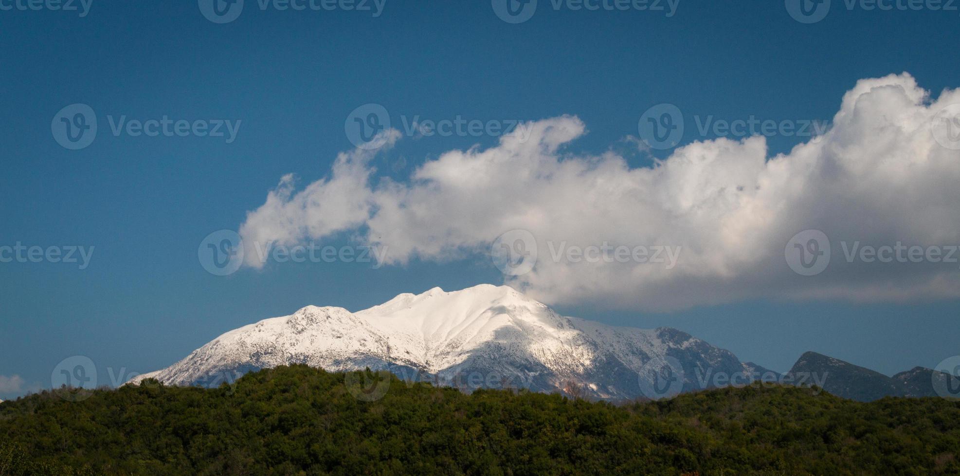 paysages du parc naturel de tzoumerka photo