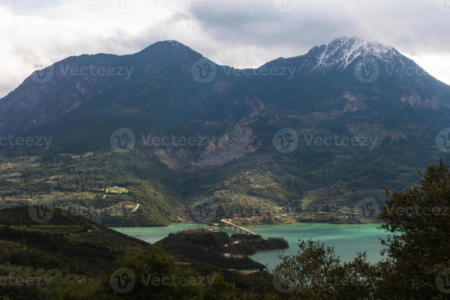 paysages du parc naturel de tzoumerka photo