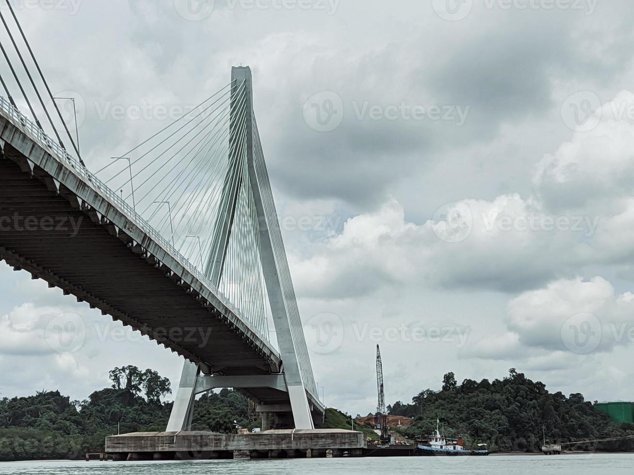 photographie, long pont, sur l'île de Kalimantan photo