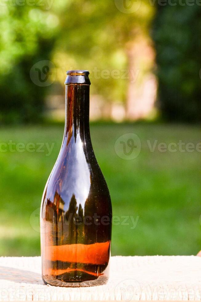 bouteille en verre isolée photo