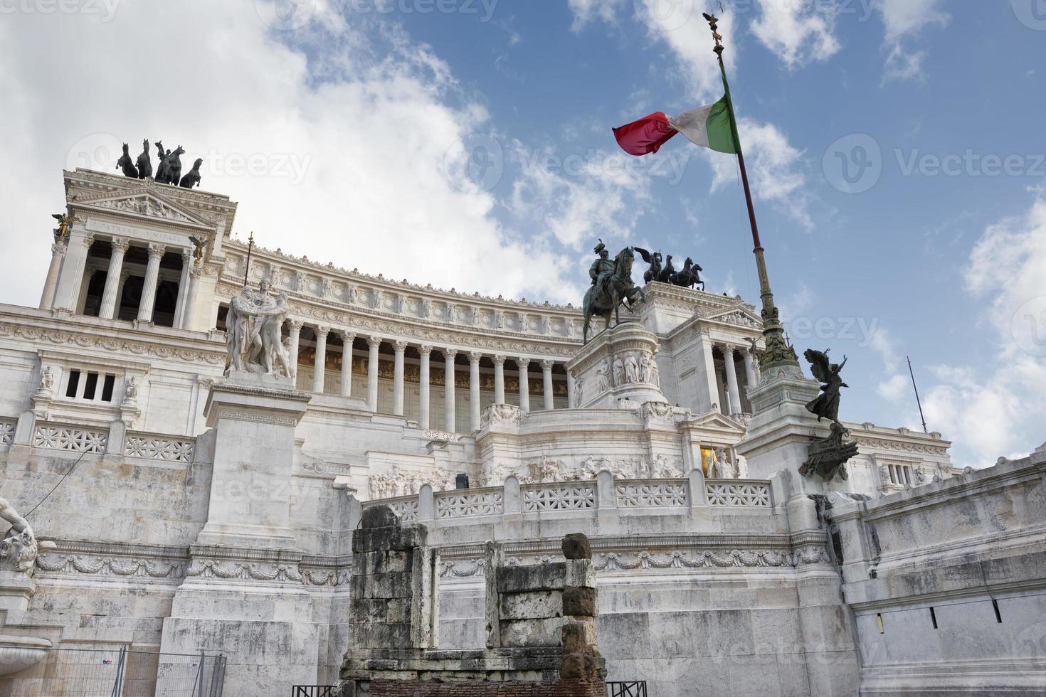 rome soldat inconnu statue romaine photo