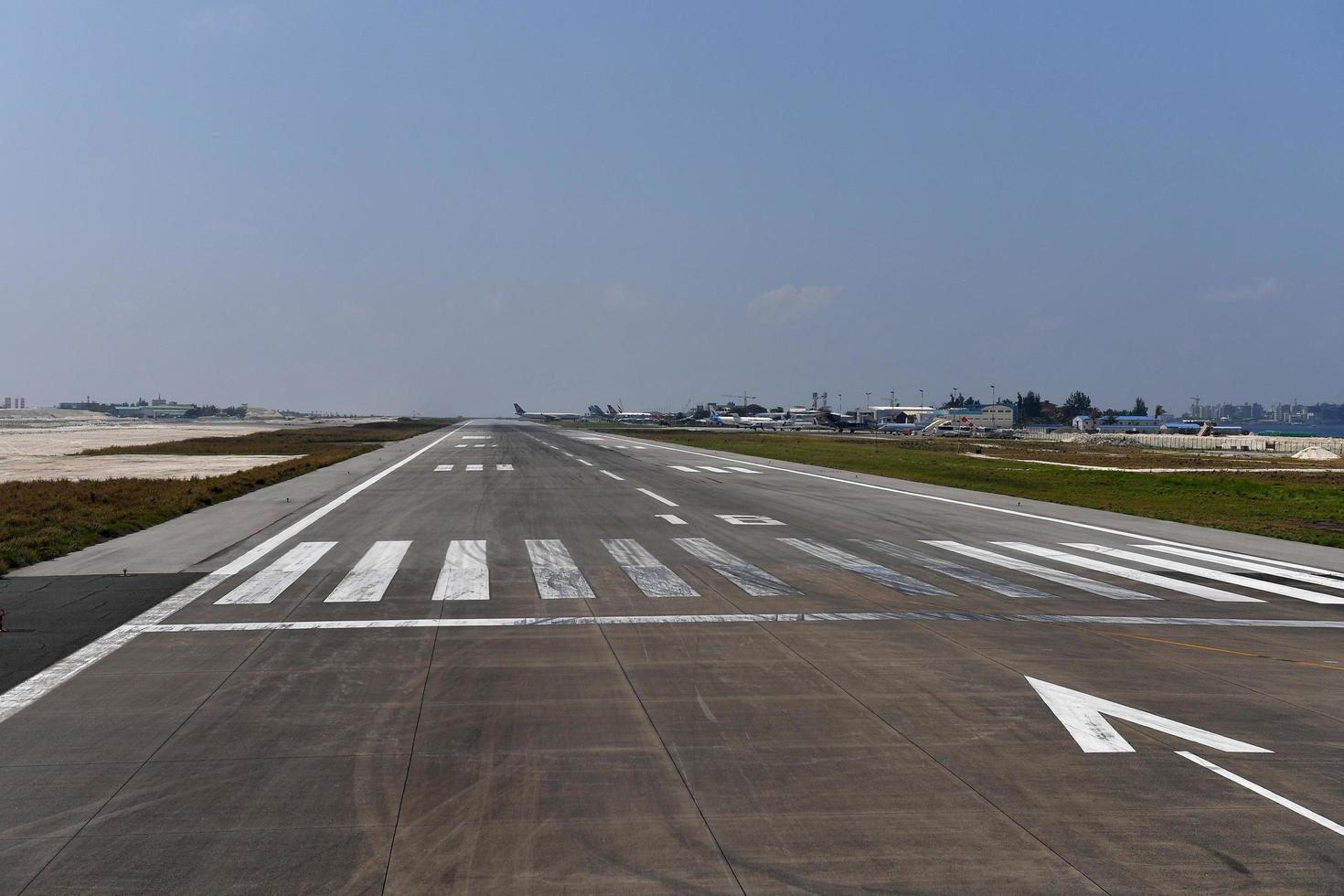 mâle, maldives - 11 février 2018 - aéroport international maldives maléfique photo