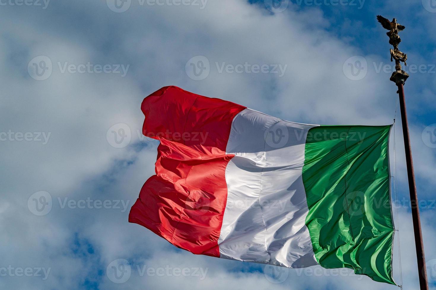 drapeau italien de l'italie vert blanc et rouge photo