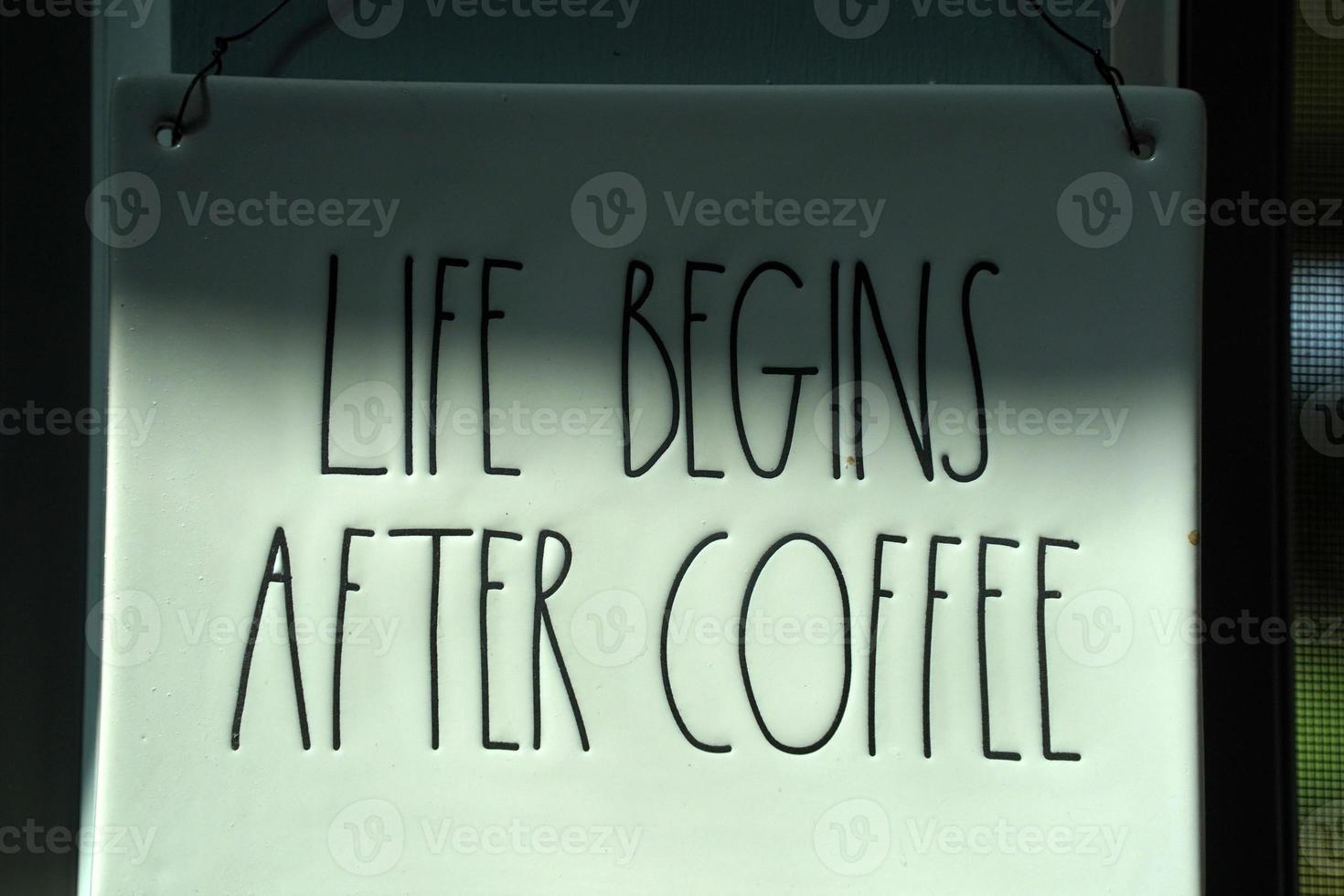 la vie commence après le signe du café photo