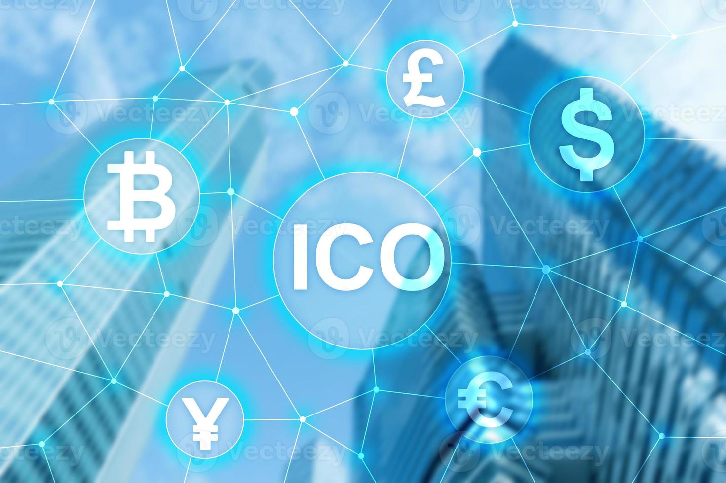 ico - offre initiale de pièces, concept de blockchain et de crypto-monnaie sur fond flou de création d'entreprise. photo