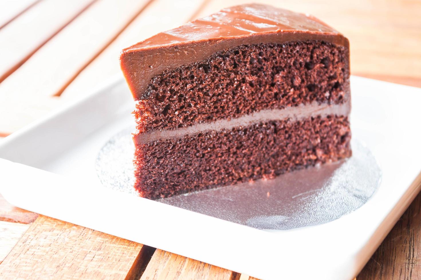 morceau de gâteau mousseline au chocolat photo