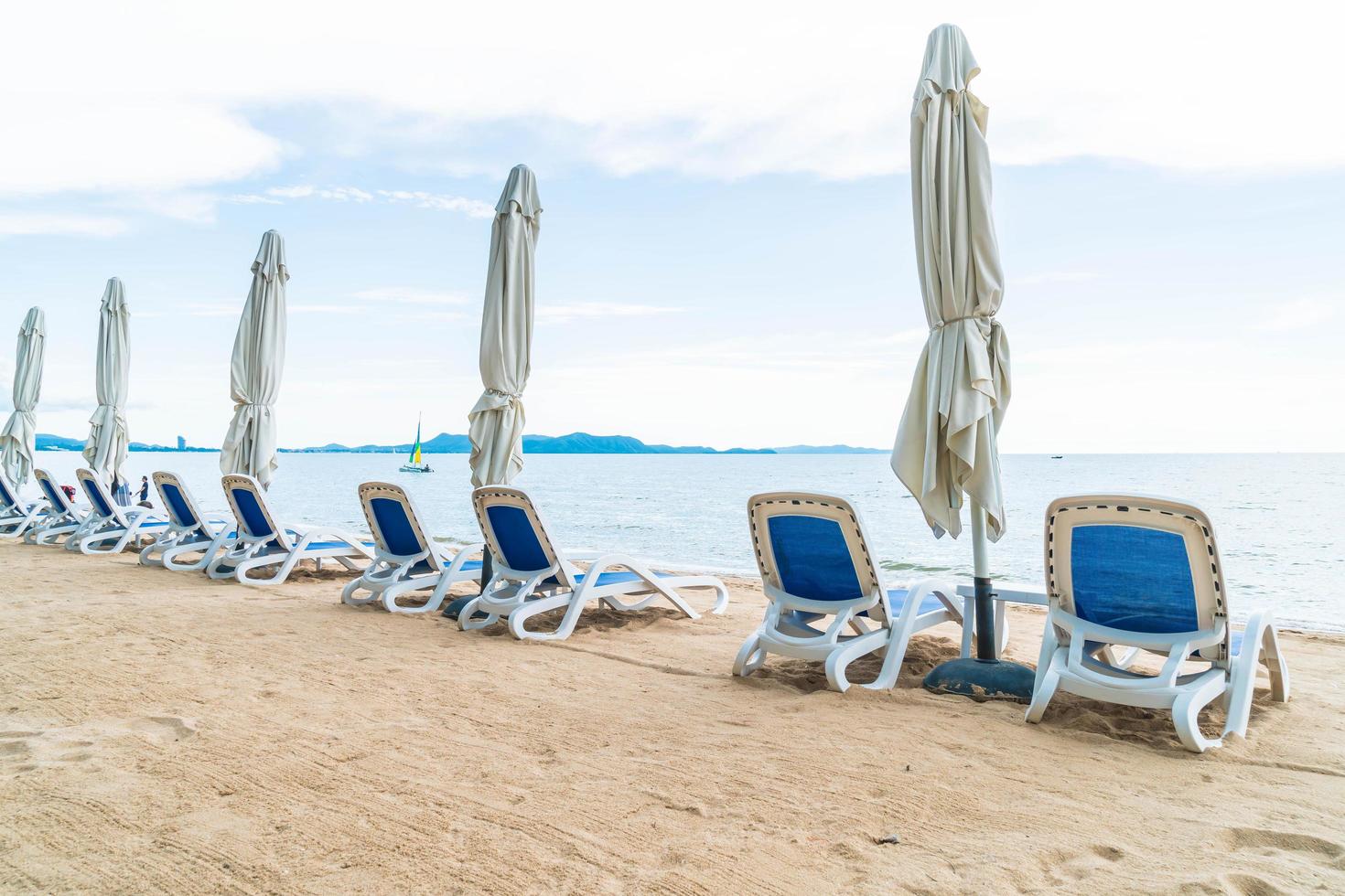 fond de chaise de plage île paradisiaque photo