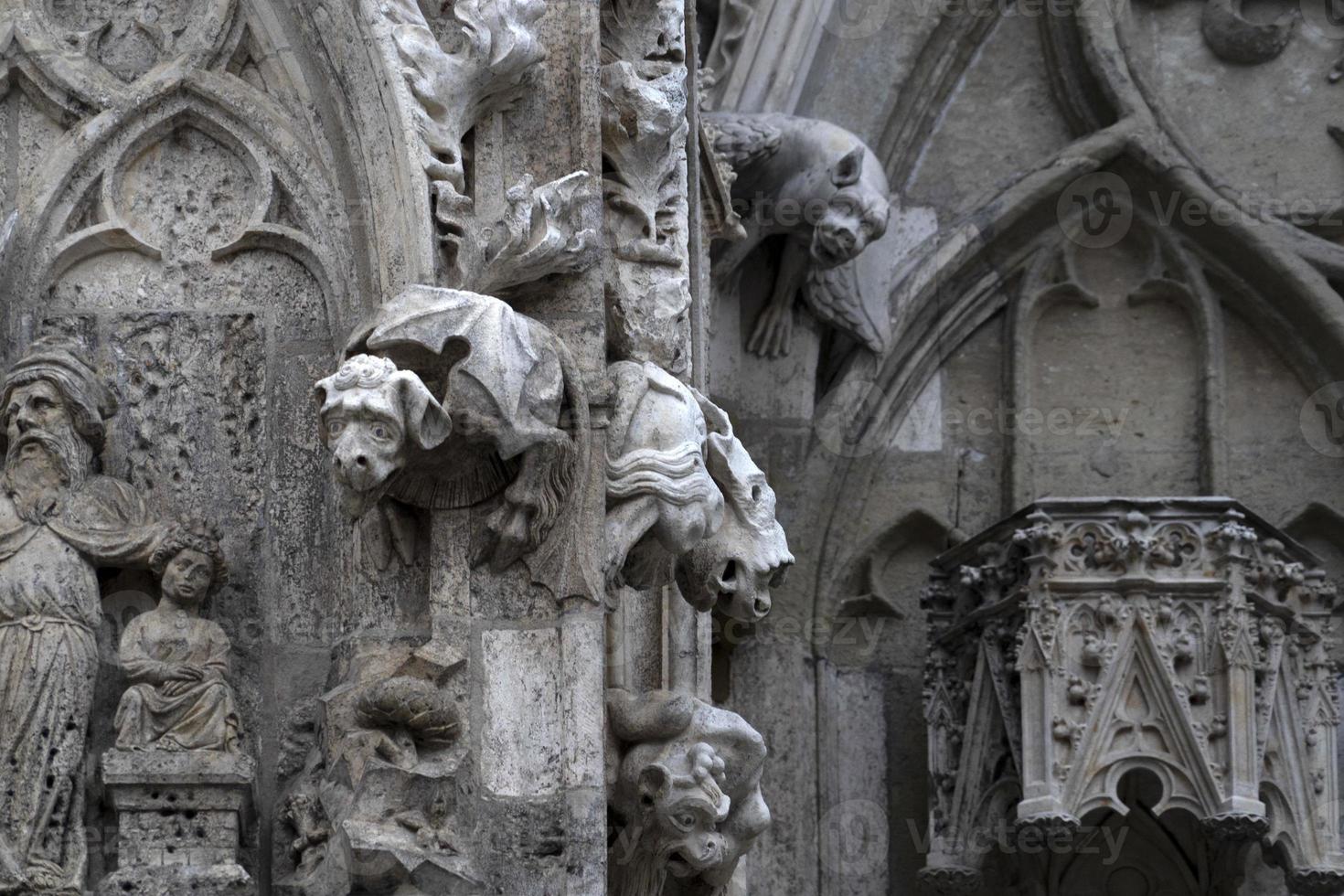 détail de la cathédrale du dôme de regensburg en allemagne site de l'unesco photo