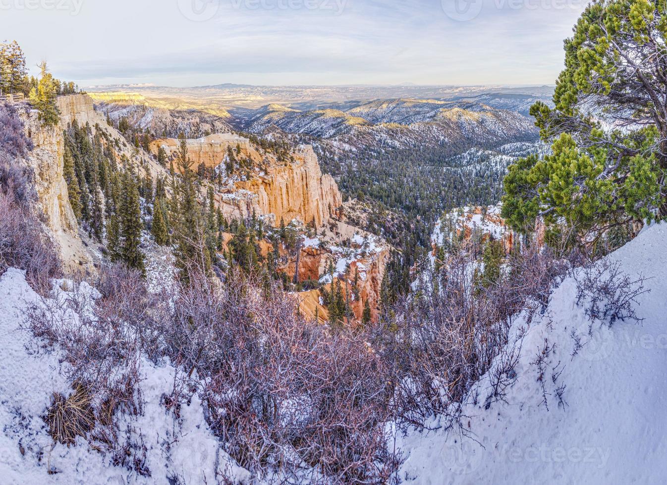 photo de bryce canyon dans l'utah en hiver pendant la journée