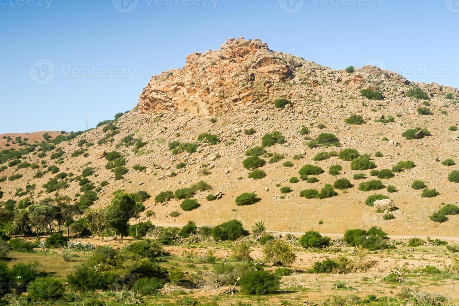 vue panoramique sur les montagnes photo