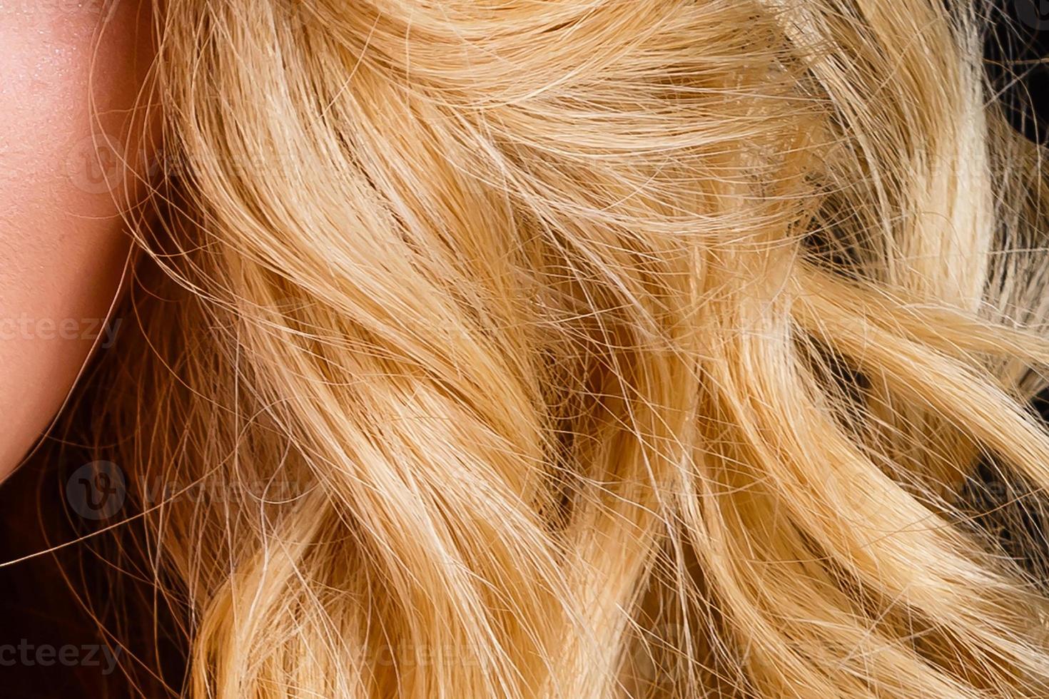 extension de cheveux blonds, macro photo