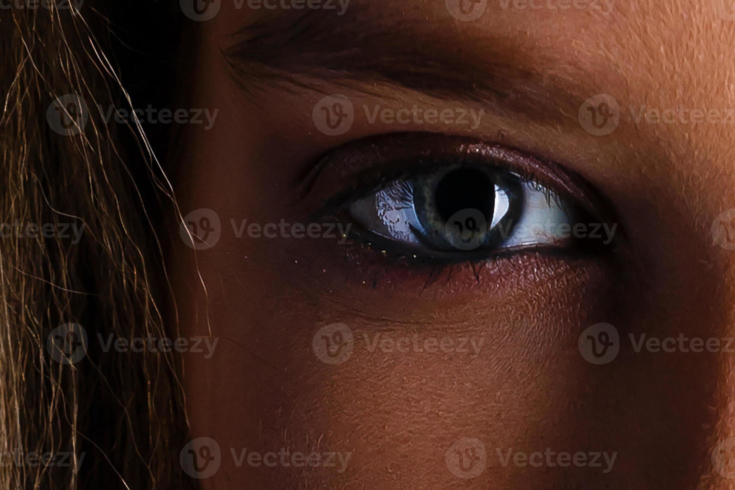 beau, bleu, femme, oeil unique, gros plan photo