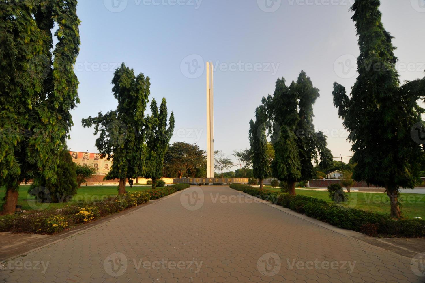 monument de l'unité africaine - accra, ghana photo