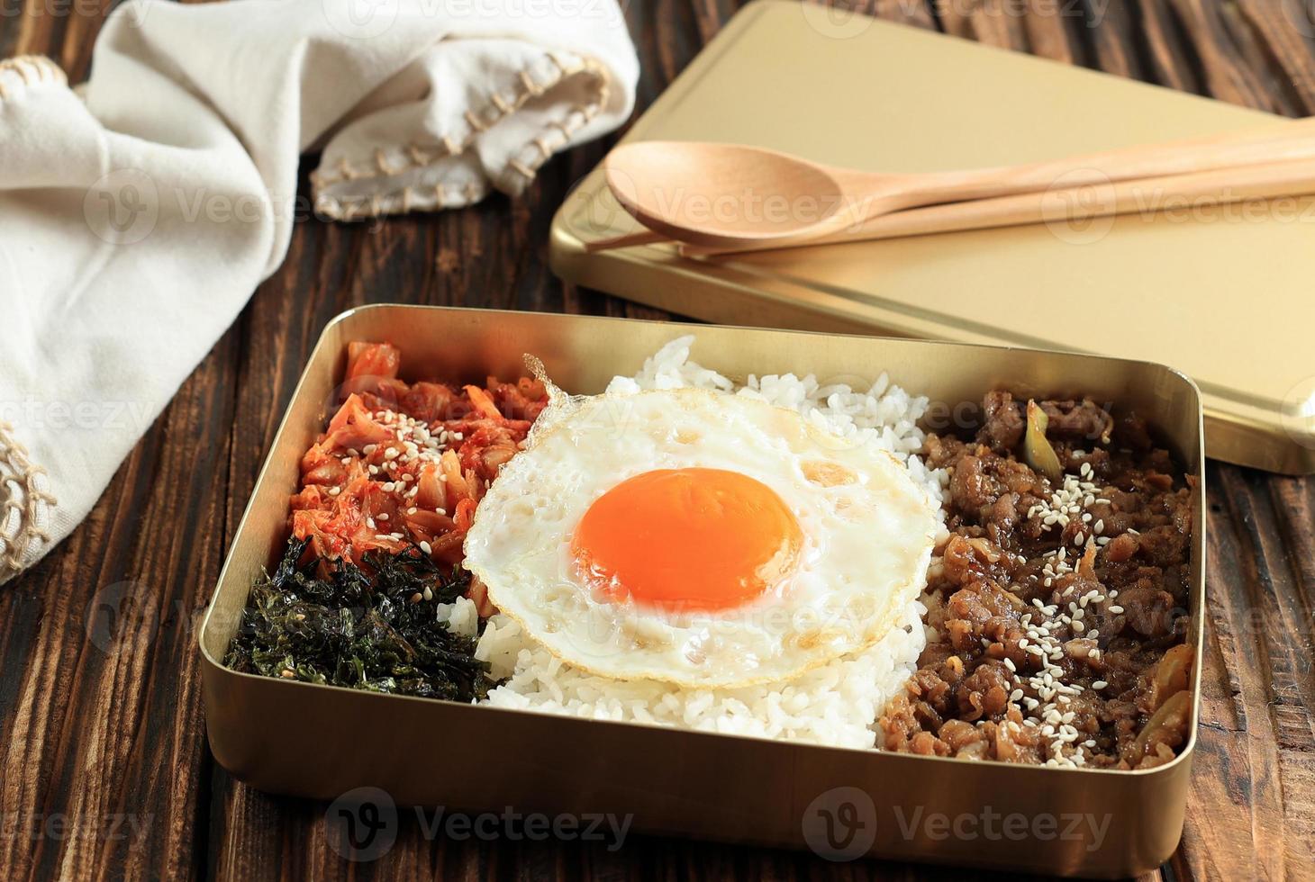 dosirak, repas à emporter de style coréen ou boîte à lunch coréenne. photo