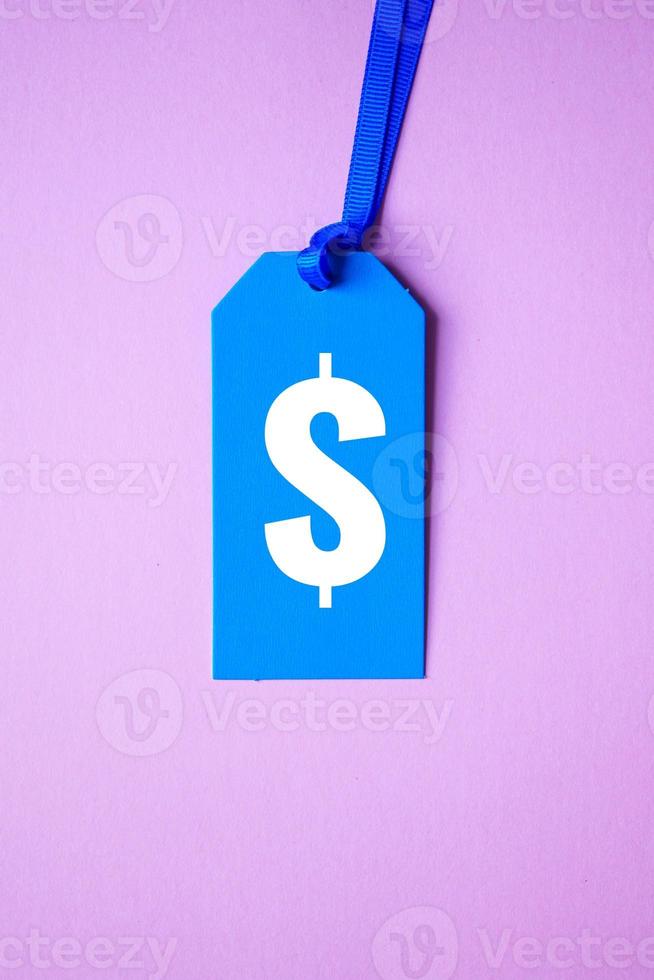 symbole du dollar sur l'étiquette de prix bleue photo