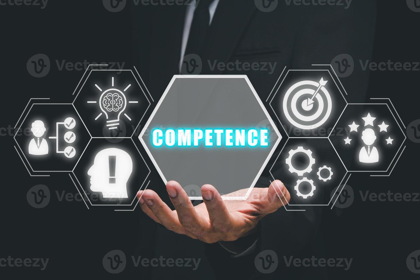 compétences compétences concept de développement commercial et personnel, main d'homme d'affaires tenant l'icône de compétence sur fond d'écran virtuel, concept de compétences et de connaissances. photo