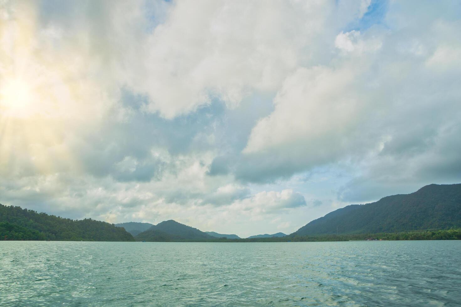 La mer à Koh Chang, Thaïlande photo